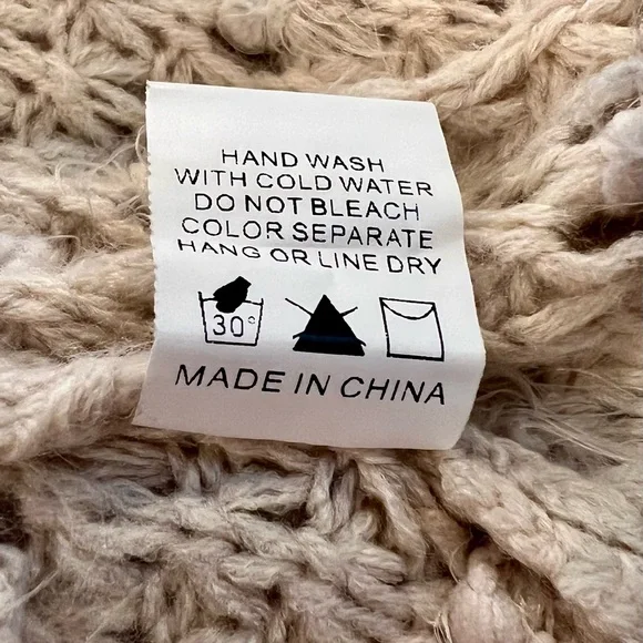 Altar’d State 70’s Style Yarn Vest Boho Cowgirl Shaggy Beige Cream Medium - Picture 12 of 13